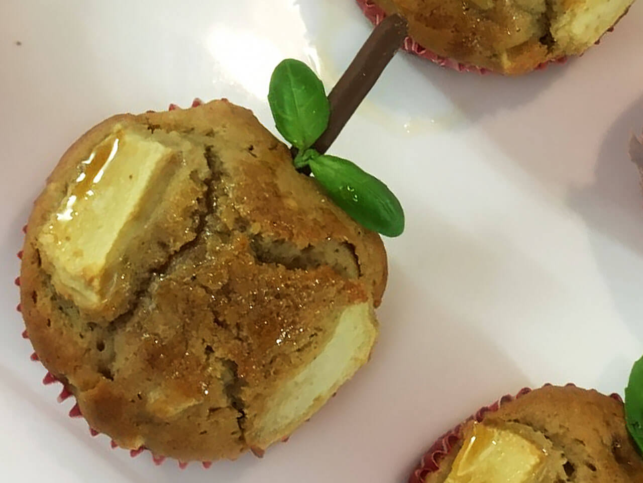 Honey and Apple Cupcakes